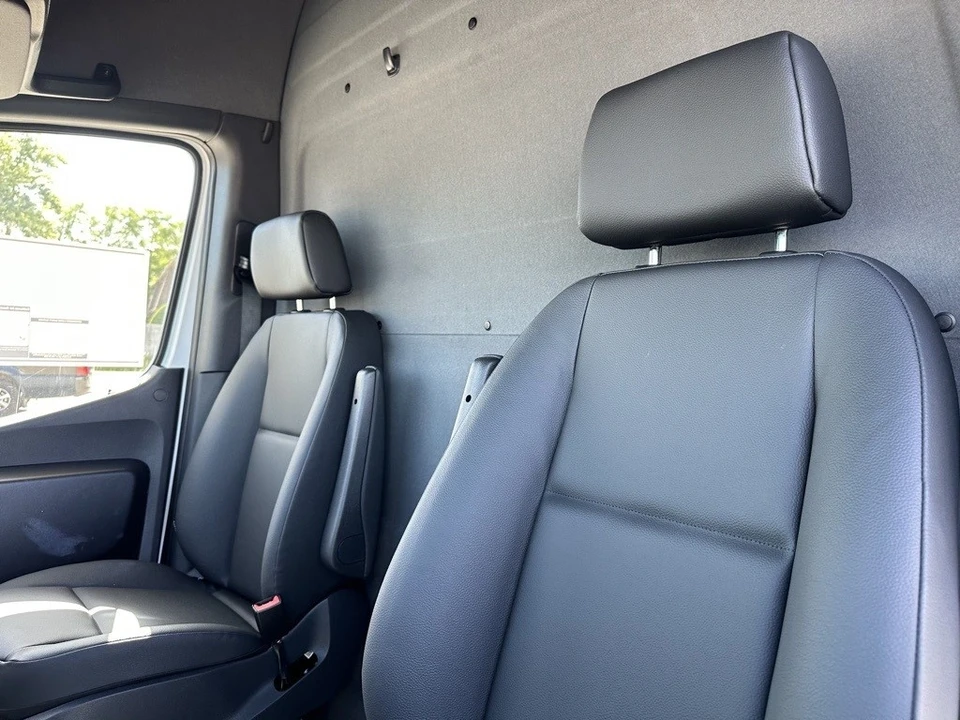 2024 Mercedes-Benz VS30 Sprinter - Image 12 of 12