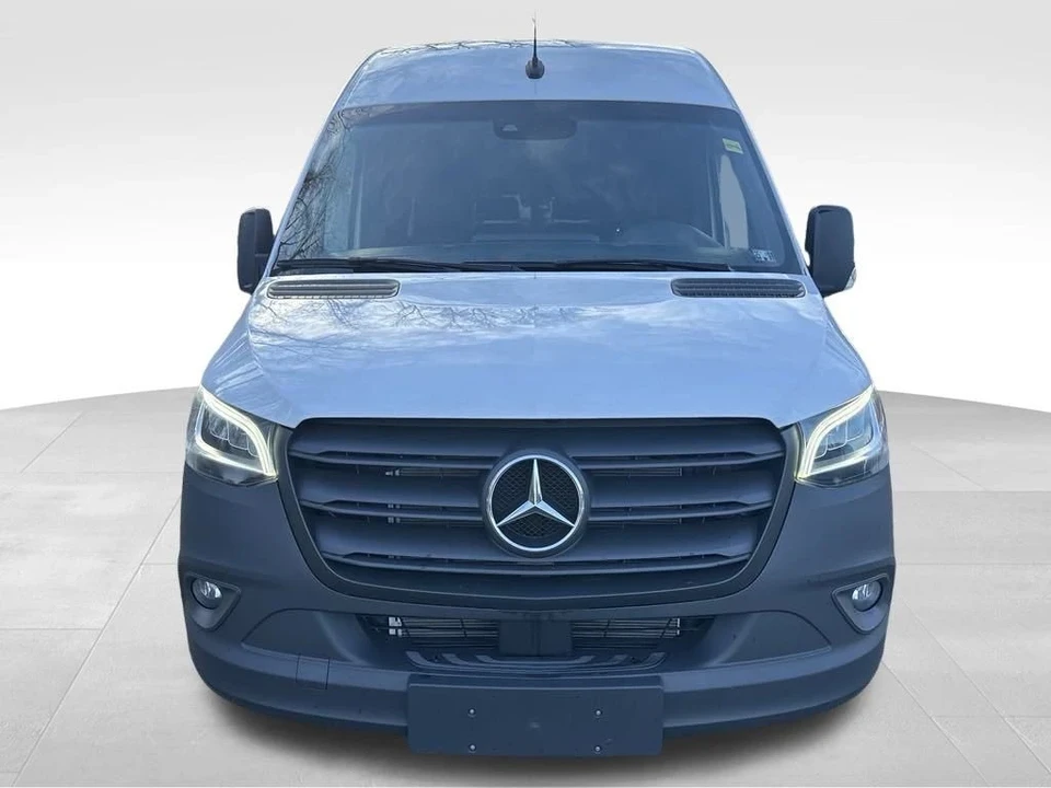 2024 Mercedes-Benz VS30 Sprinter - Image 8 of 12