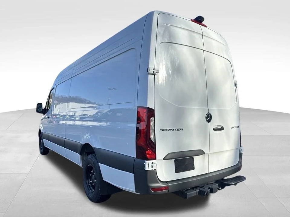 2024 Mercedes-Benz VS30 Sprinter - Image 3 of 12