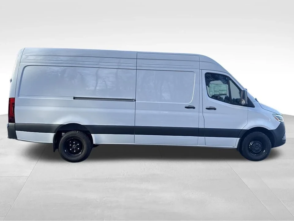 2024 Mercedes-Benz VS30 Sprinter - Image 6 of 12