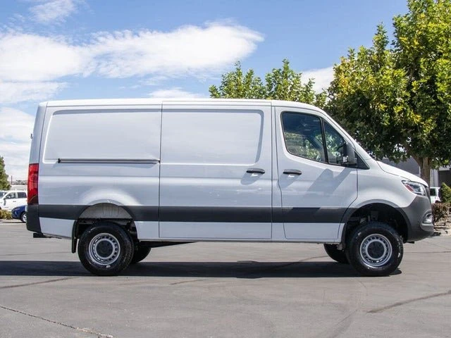2024 Mercedes-Benz VS30 Sprinter - Image 8 of 20