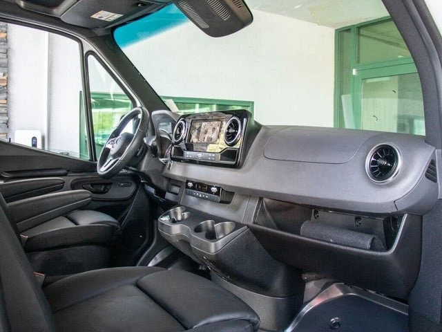 2024 Mercedes-Benz VS30 Sprinter - Image 18 of 20