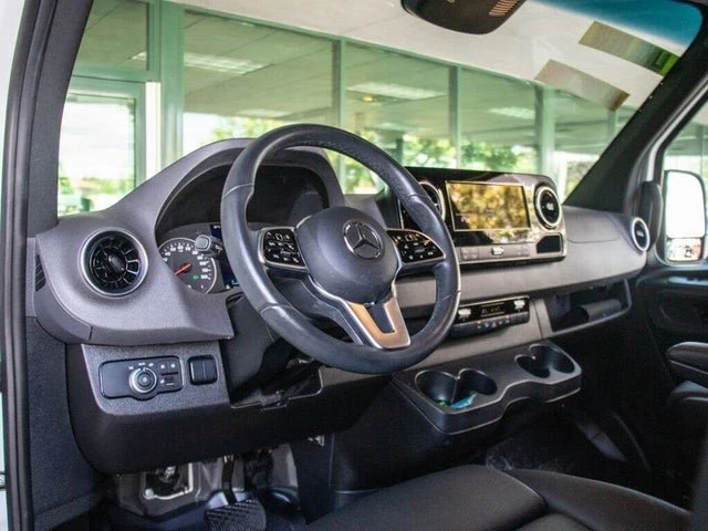 2024 Mercedes-Benz VS30 Sprinter - Image 11 of 20