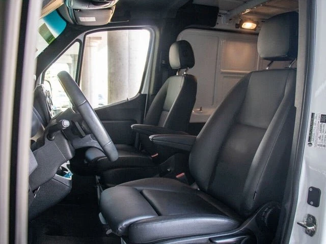 2024 Mercedes-Benz VS30 Sprinter - Image 10 of 20