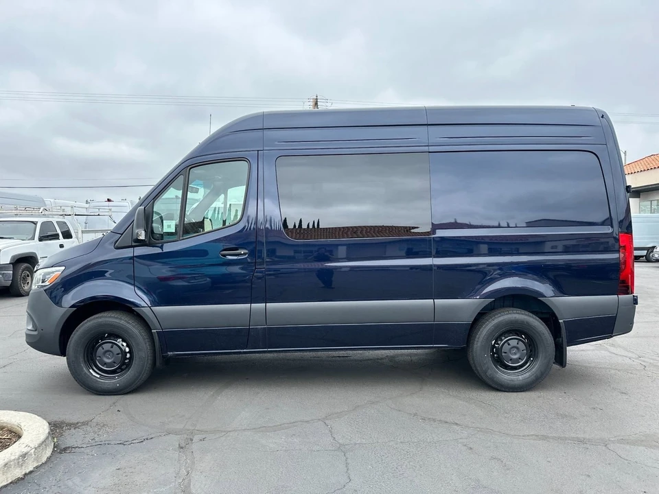 2024 Mercedes-Benz VS30 Sprinter - Image 6 of 12
