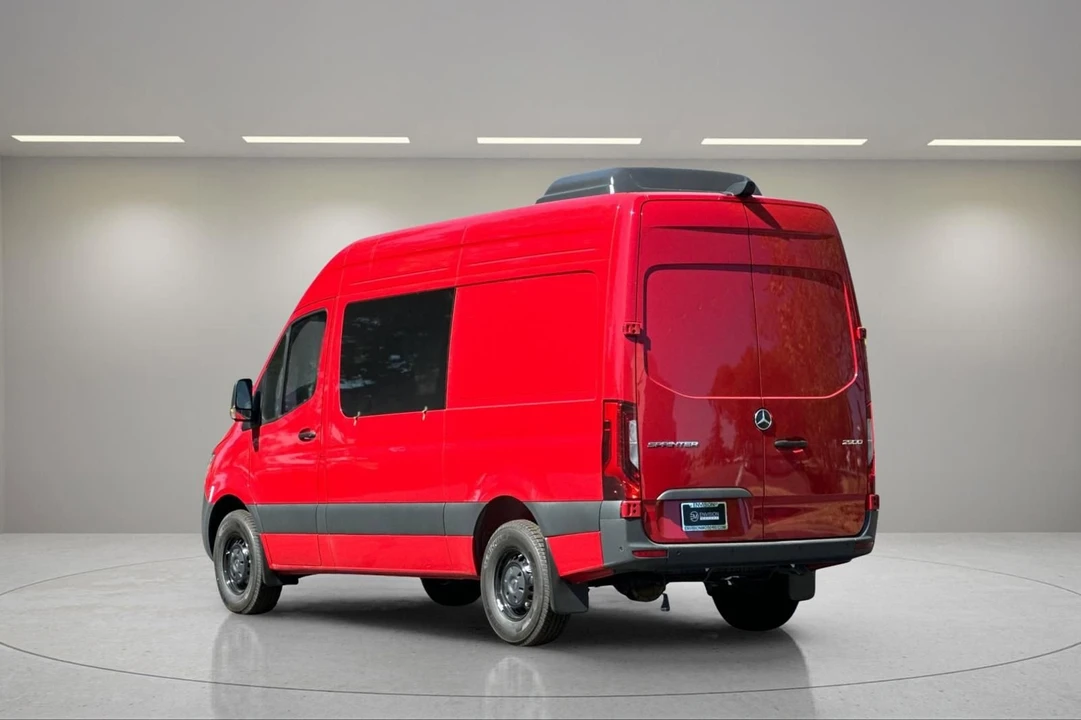 2024 Mercedes-Benz VS30 Sprinter - Image 6 of 12