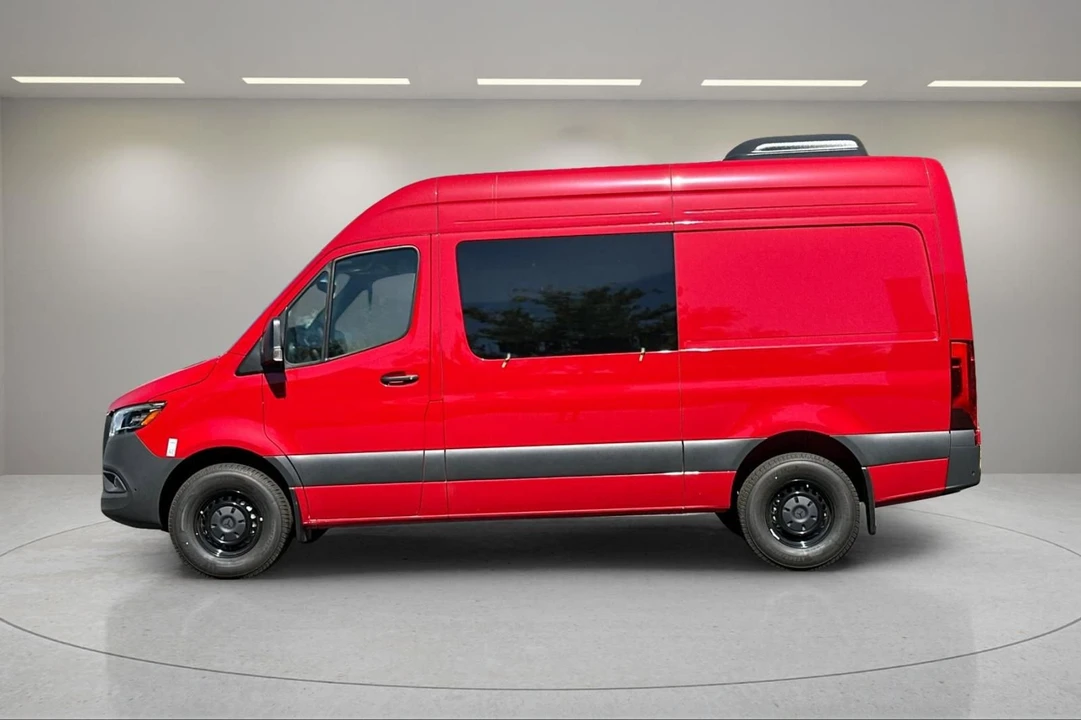 2024 Mercedes-Benz VS30 Sprinter - Image 7 of 12