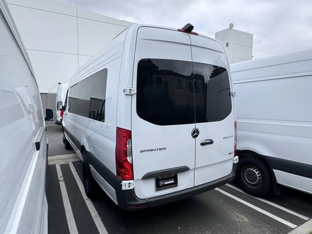 2024 Mercedes-Benz VS30 Sprinter - Image 10 of 12