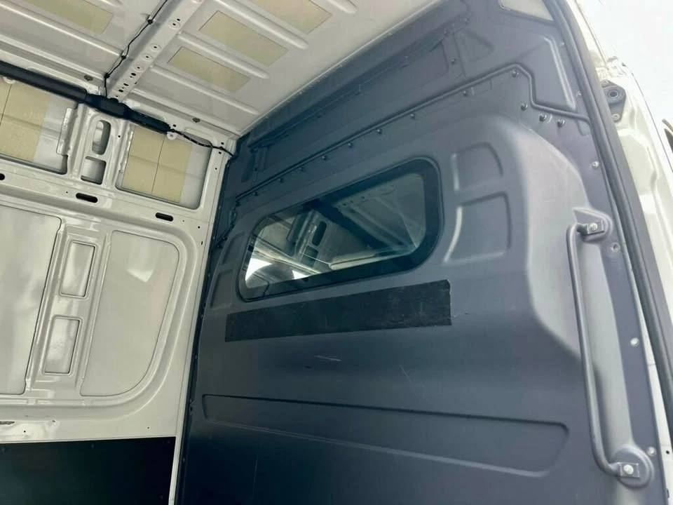2024 Mercedes-Benz VS30 Sprinter - Image 10 of 20
