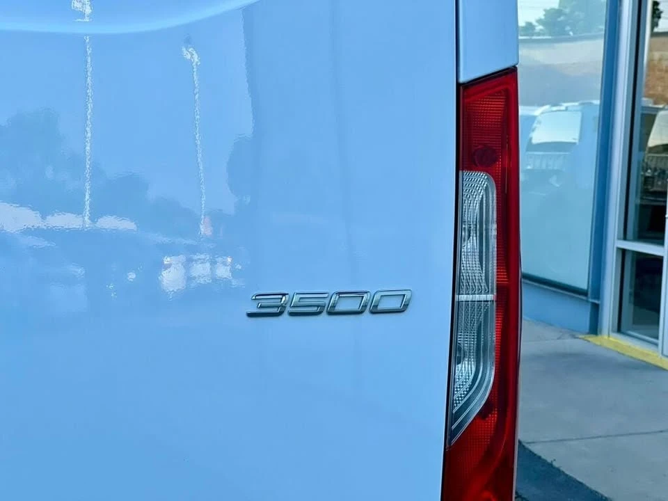 2024 Mercedes-Benz VS30 Sprinter - Image 9 of 20