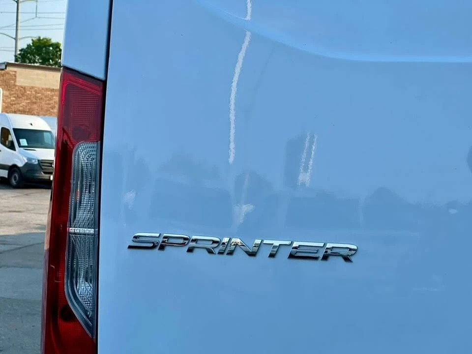 2024 Mercedes-Benz VS30 Sprinter - Image 10 of 20