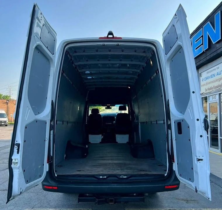 2024 Mercedes-Benz VS30 Sprinter - Image 8 of 20