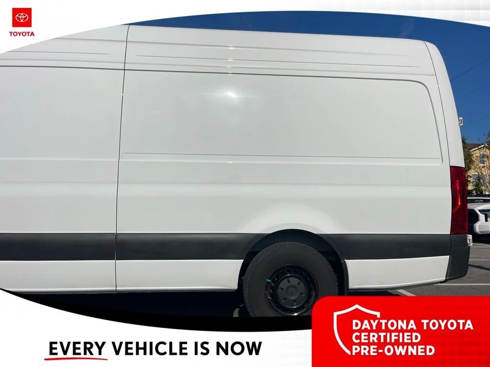 2024 Mercedes-Benz VS30 Sprinter - Image 4 of 10