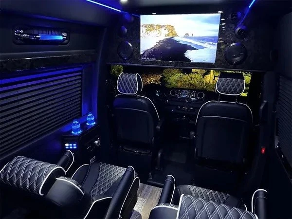 2024 Mercedes-Benz VS30 Sprinter - Image 4 of 20