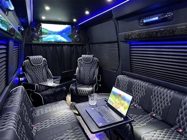 2024 Mercedes-Benz VS30 Sprinter - Image 8 of 20