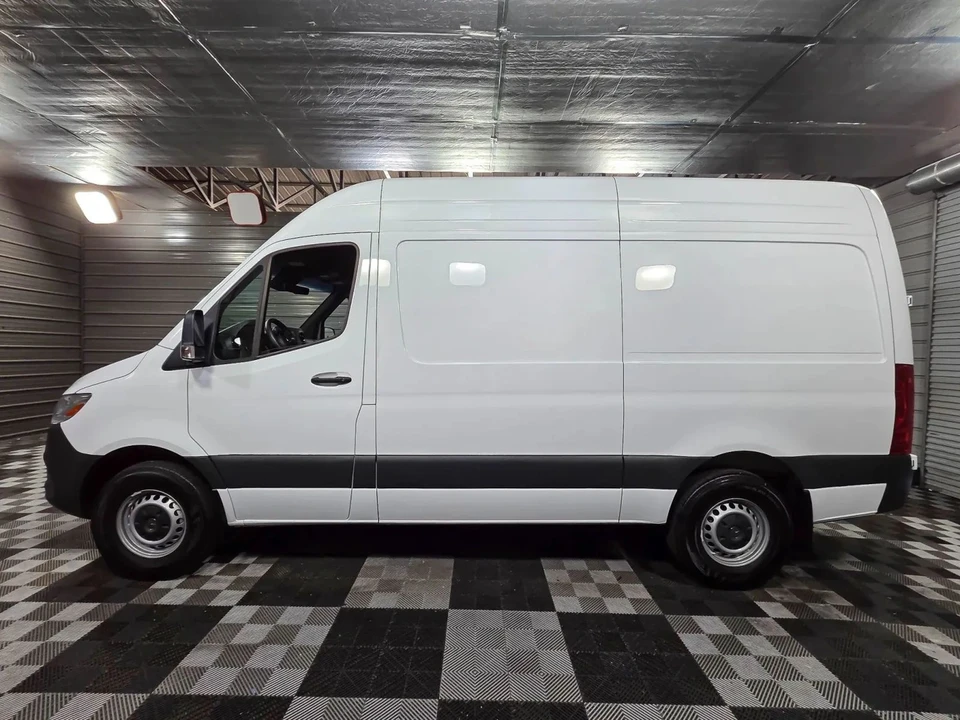 2024 Mercedes-Benz VS30 Sprinter - Image 8 of 12