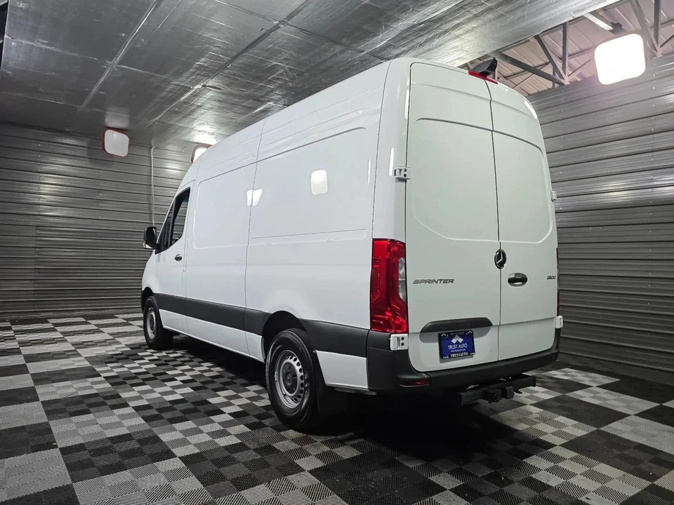2024 Mercedes-Benz VS30 Sprinter - Image 7 of 12