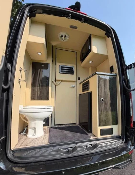 2024 Mercedes-Benz VS30 Sprinter - Image 4 of 11