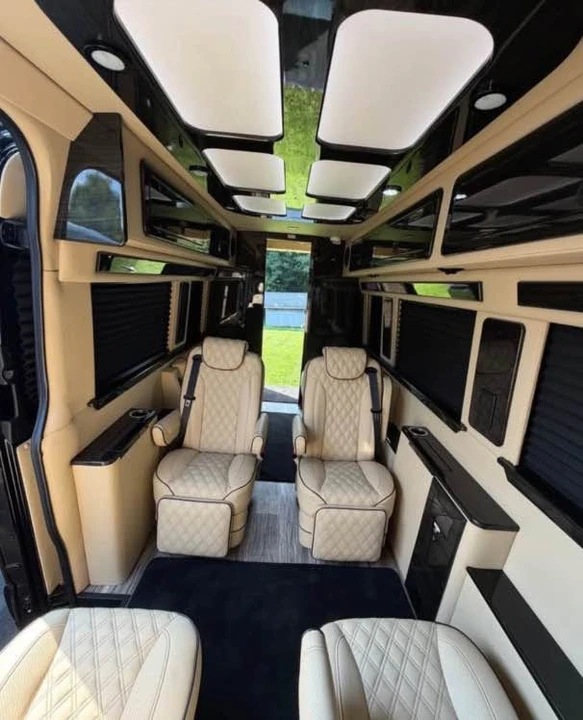 2024 Mercedes-Benz VS30 Sprinter - Image 7 of 11