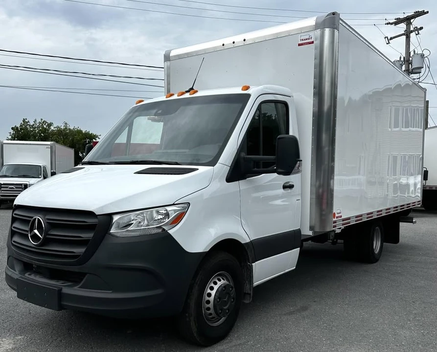 2024 Mercedes-Benz VS30 Sprinter - Image 3 of 9