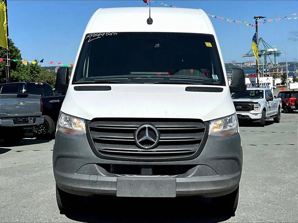 2024 Mercedes-Benz VS30 Sprinter - Image 2 of 9