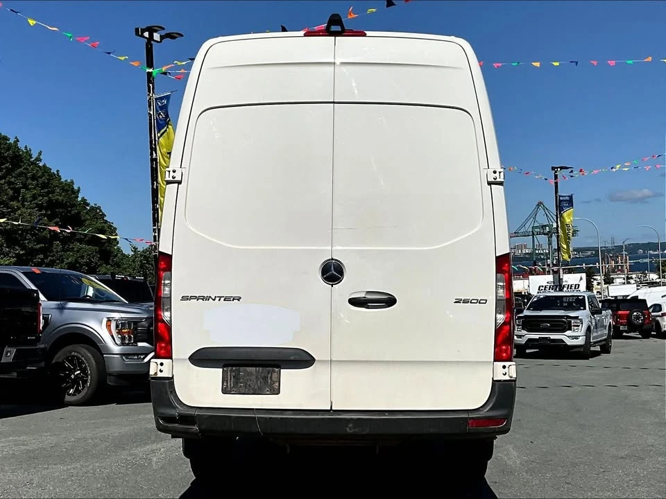 2024 Mercedes-Benz VS30 Sprinter - Image 5 of 9