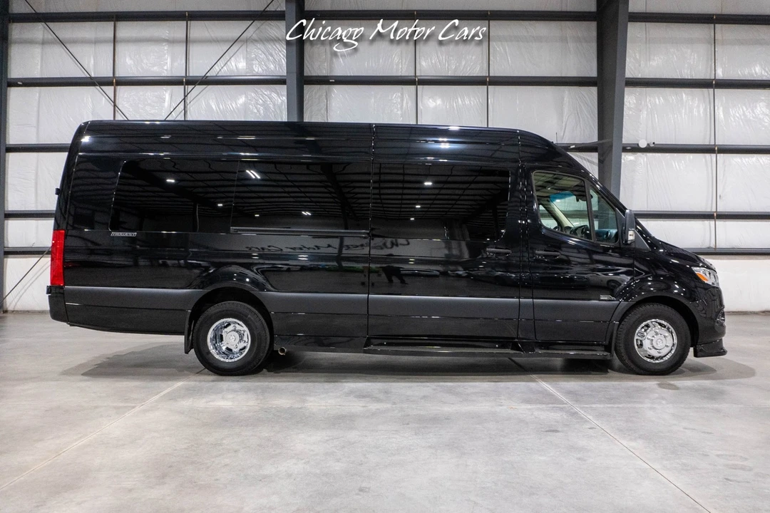 2024 Mercedes-Benz VS30 Sprinter - Image 2 of 12