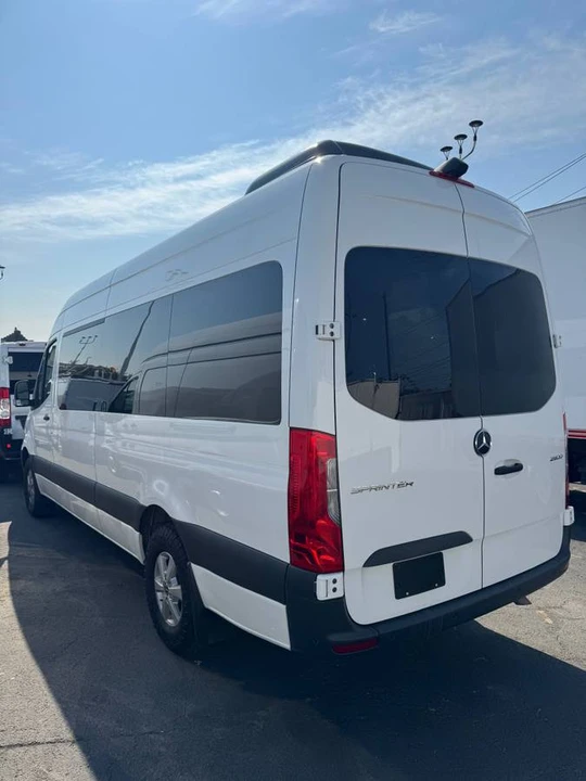 2024 Mercedes-Benz VS30 Sprinter - Image 4 of 13