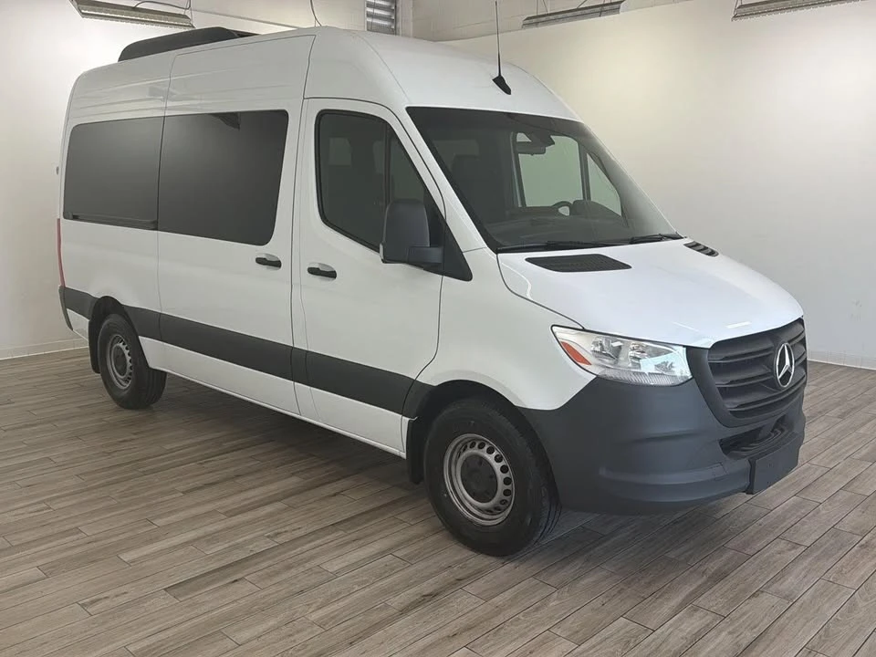 2024 Mercedes-Benz VS30 Sprinter - Image 3 of 3