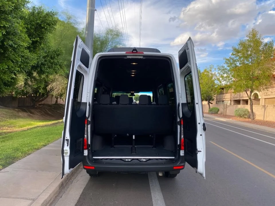 2024 Mercedes-Benz VS30 Sprinter - Image 2 of 8