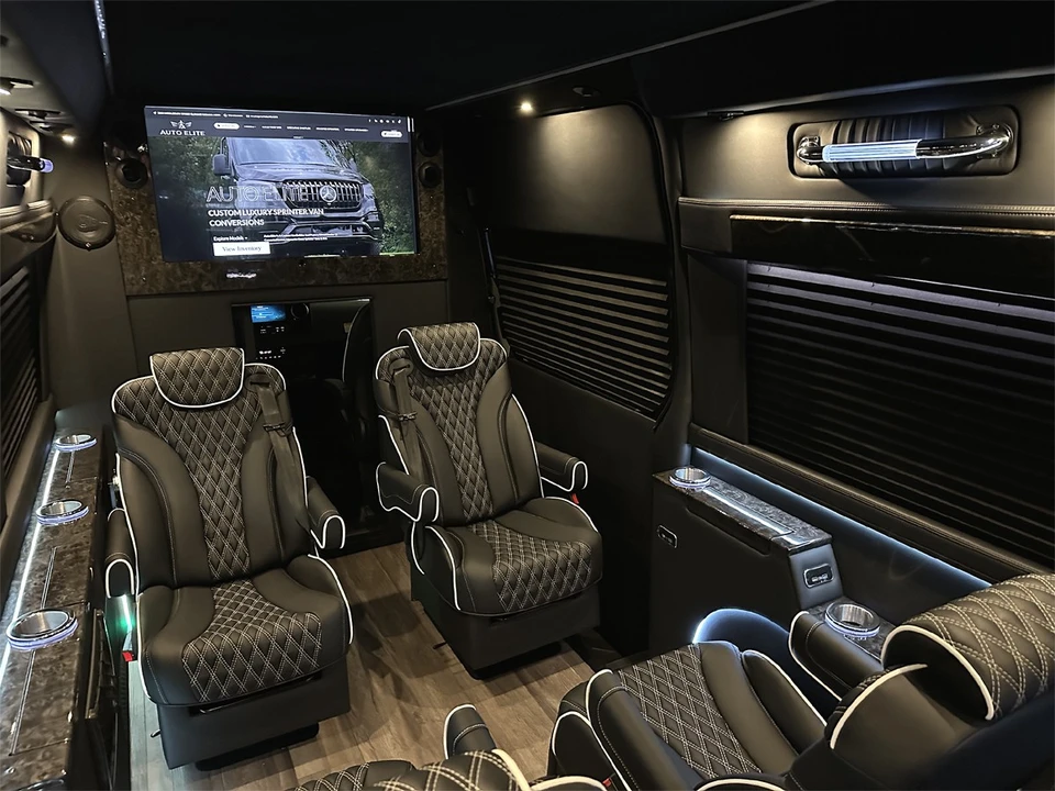 2024 Mercedes-Benz VS30 Sprinter - Image 2 of 12