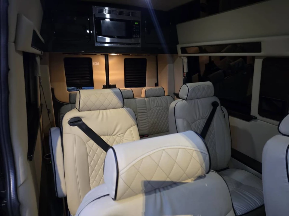 2024 Mercedes-Benz VS30 Sprinter - Image 7 of 10