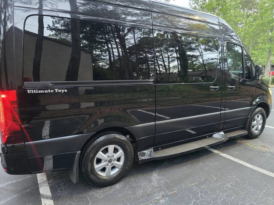 2024 Mercedes-Benz VS30 Sprinter - Image 3 of 10