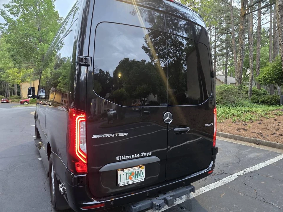2024 Mercedes-Benz VS30 Sprinter - Image 9 of 10