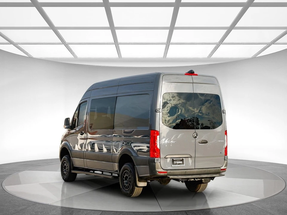 2024 Mercedes-Benz VS30 Sprinter - Image 2 of 12