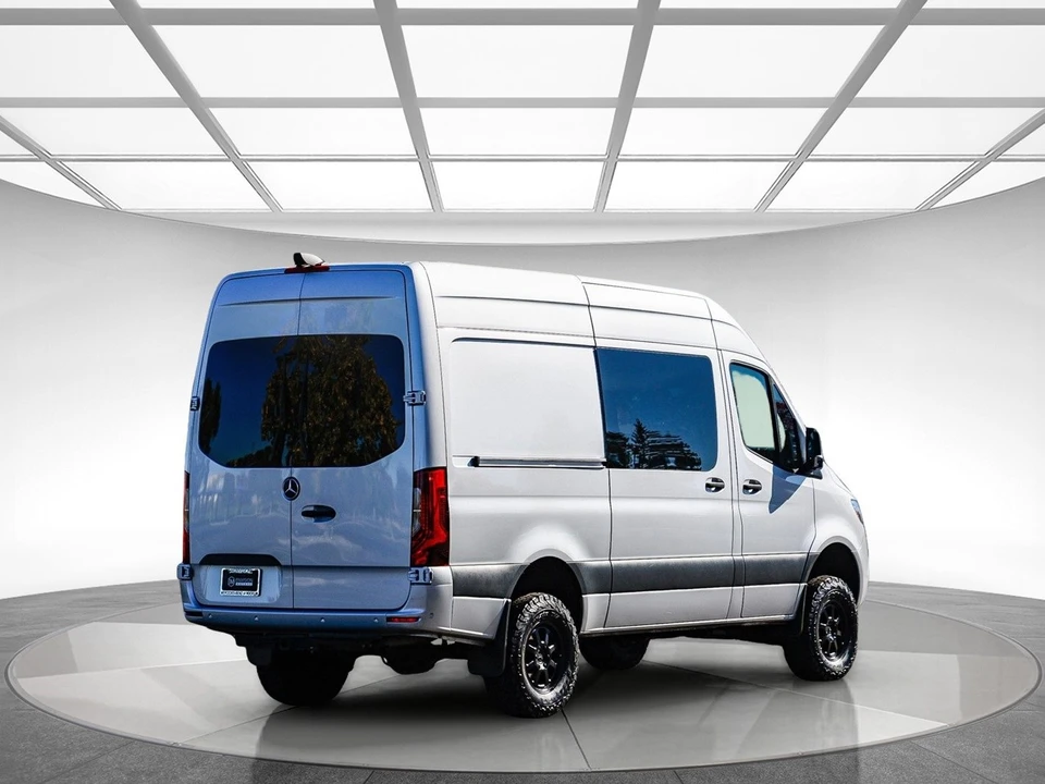 2024 Mercedes-Benz VS30 Sprinter - Image 4 of 12