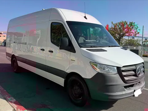 2024 Mercedes-Benz eSprinter 2500 High Roof HO