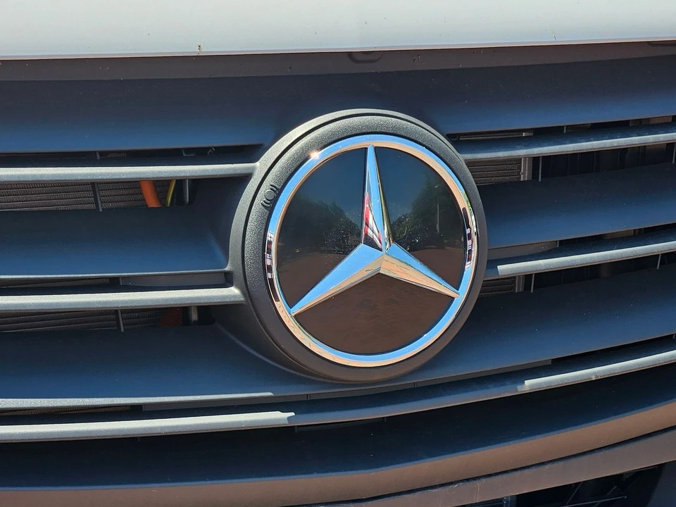 2024 Mercedes-Benz VS30 Sprinter - Image 10 of 12