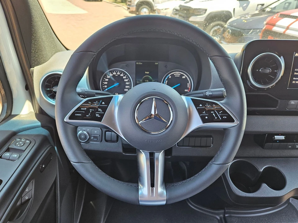 2024 Mercedes-Benz VS30 Sprinter - Image 16 of 21