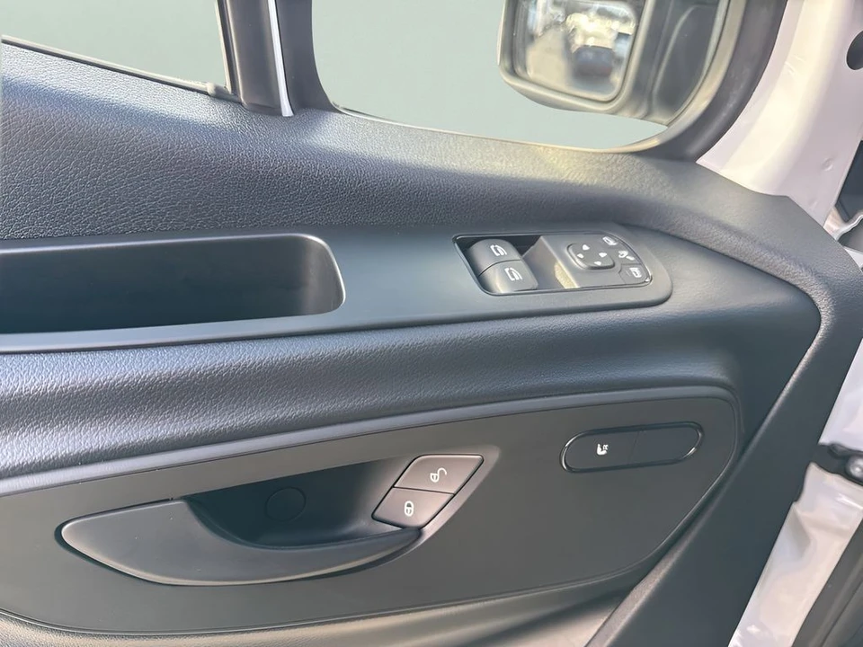 2024 Mercedes-Benz VS30 Sprinter - Image 20 of 21