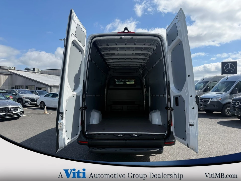 2024 Mercedes-Benz VS30 Sprinter - Image 20 of 21