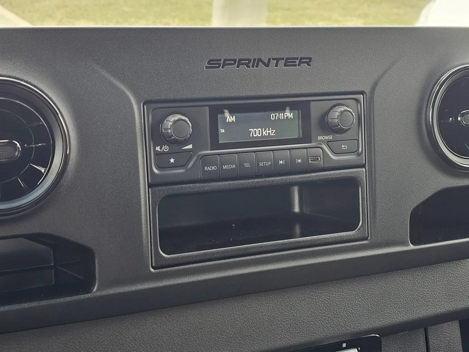 2024 Mercedes-Benz VS30 Sprinter - Image 17 of 21
