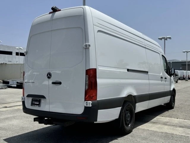 2024 Mercedes-Benz VS30 Sprinter - Image 7 of 12