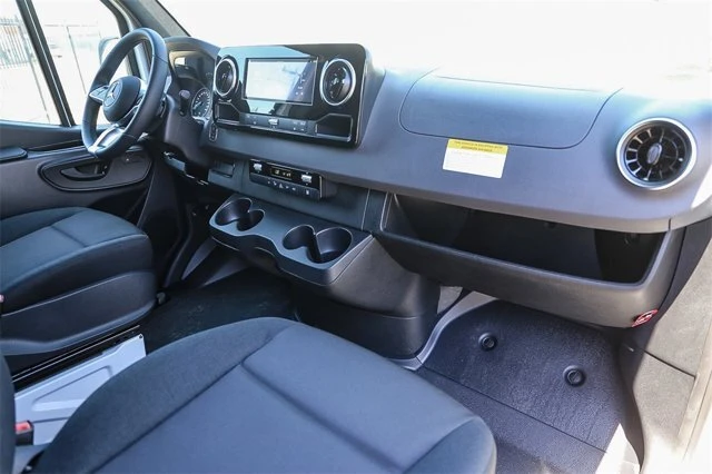 2024 Mercedes-Benz VS30 Sprinter - Image 12 of 12