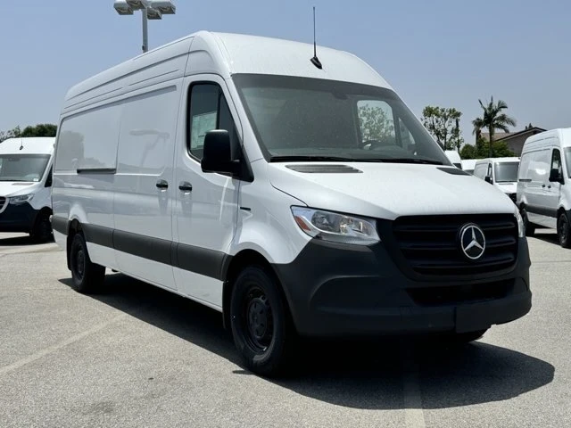 2024 Mercedes-Benz VS30 Sprinter - Image 2 of 12