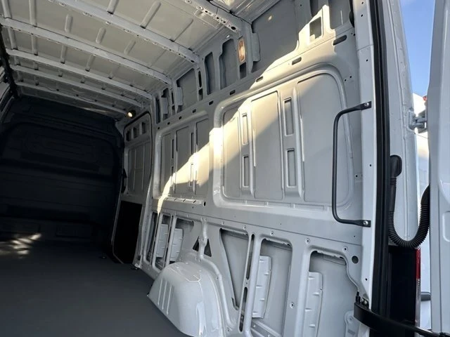 2024 Mercedes-Benz VS30 Sprinter - Image 12 of 12