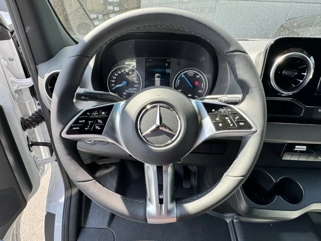 2024 Mercedes-Benz VS30 Sprinter - Image 11 of 12