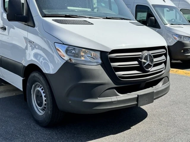 2024 Mercedes-Benz VS30 Sprinter - Image 3 of 12
