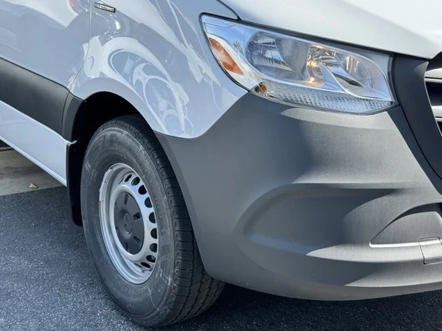 2024 Mercedes-Benz VS30 Sprinter - Image 4 of 12