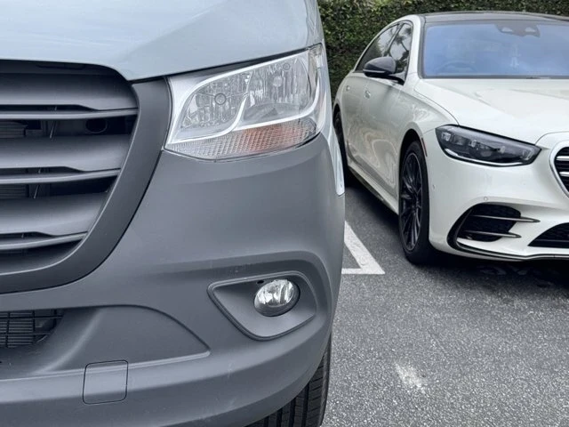 2024 Mercedes-Benz VS30 Sprinter - Image 8 of 12